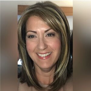 NWT RAQUEL WELCH TOP BILLING 12”HAIR TOPPER